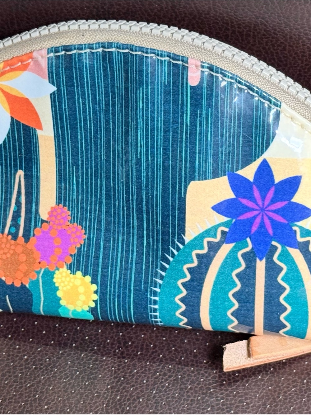 Consuela Medium Cosmetic Case - Picture 4 of 8